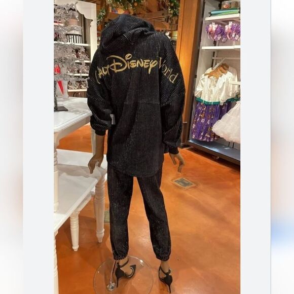 Disney 50th Anniversary Luxe Spirit Jersey in Black and Gold Size M - Picture 11 of 11